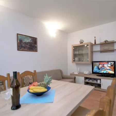 Aurora By Interhome Tatil Evi *