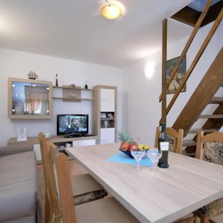 Holiday home Aurora By Interhome Skradin