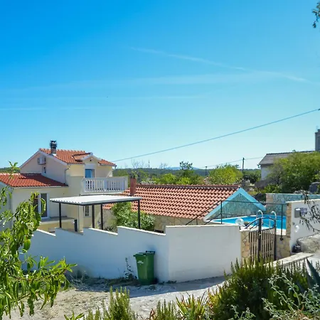 Aurora By Interhome Tatil Evi *